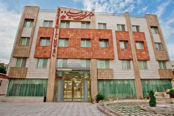 هتل قصر نیلی مشهد