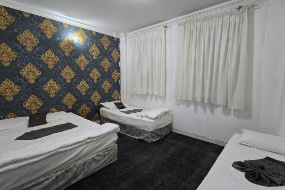 پنج تخت استاندارد