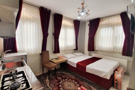 سه تخت استاندارد