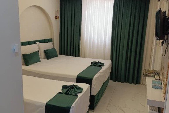 پنج تخت استاندارد